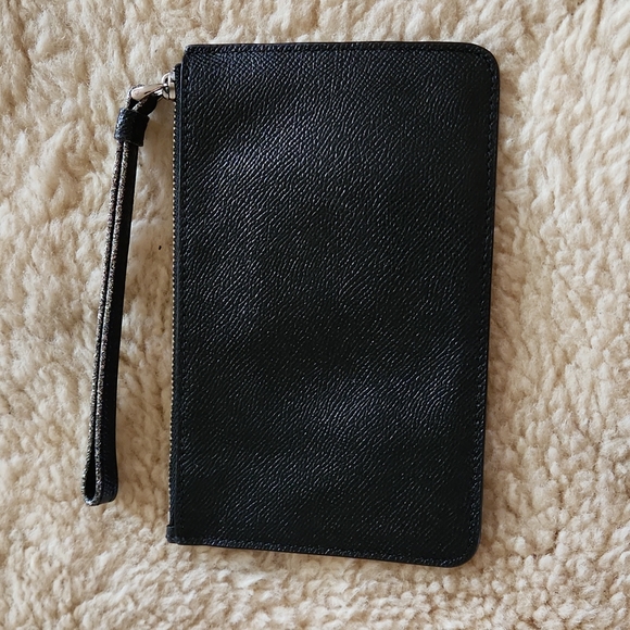 Gorgeous NWOT Coach Starry Night Shimmer Wristlet ๐ค๐ป - Picture 5 of 11